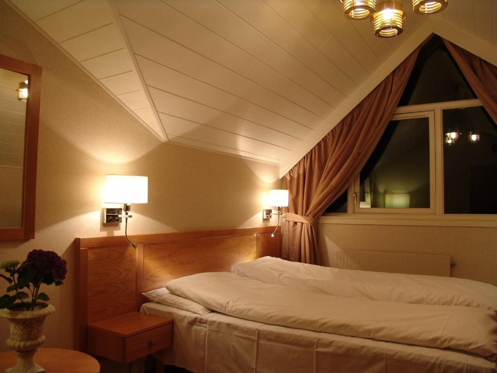 Alver Hotel Alversund Rum bild